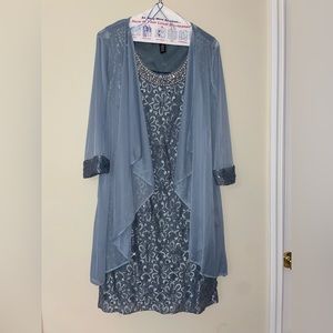 2 piece blue floral special occasion dress.